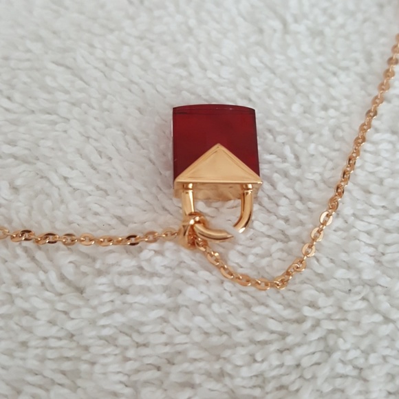 New Michael Kors Garnet Padlock Pendant Necklace - Picture 6 of 8